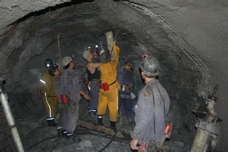 中山工程爆破中的危险因素分析以及应对工程爆破危险的措施